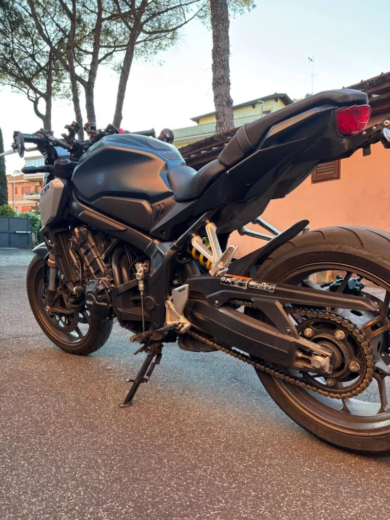 Honda CB 650 R (2021 - 23) (3)
