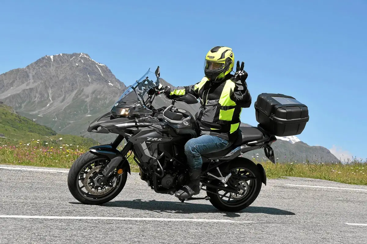 Benelli TRK 502 (2021 - 25) (2)