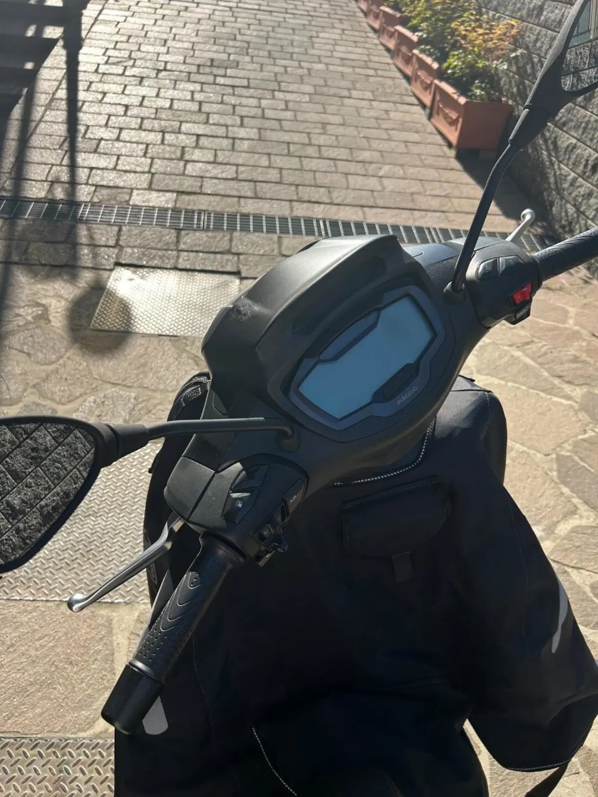 Piaggio Beverly 300 S ABS-ASR (2021 - 25) (10)