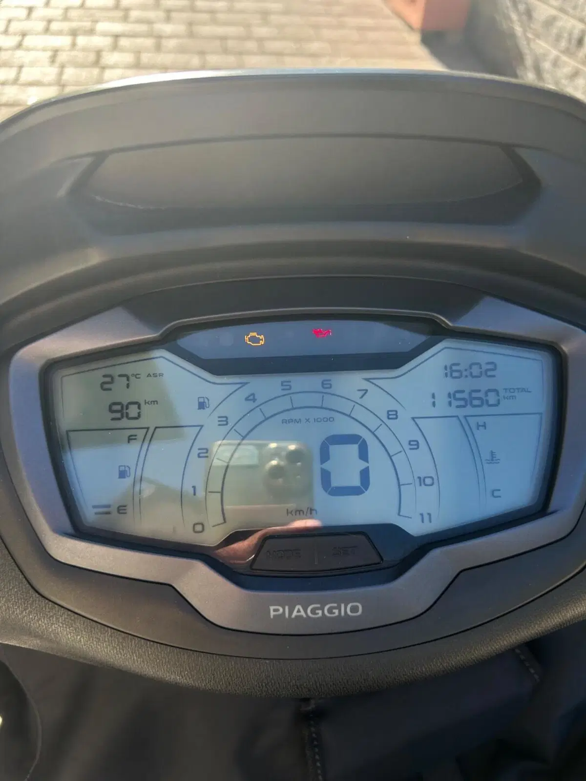 Piaggio Beverly 300 S ABS-ASR (2021 - 25) (11)