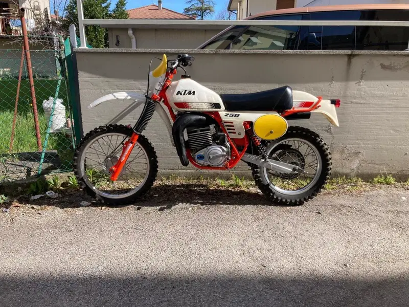 KTM 250 GS (2)
