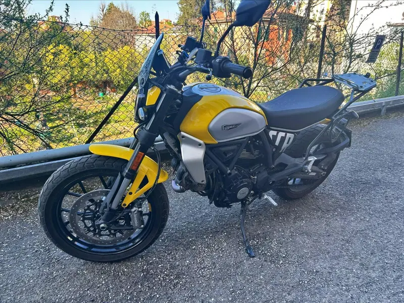 Ducati Scrambler 800 Icon (2025 - 26)