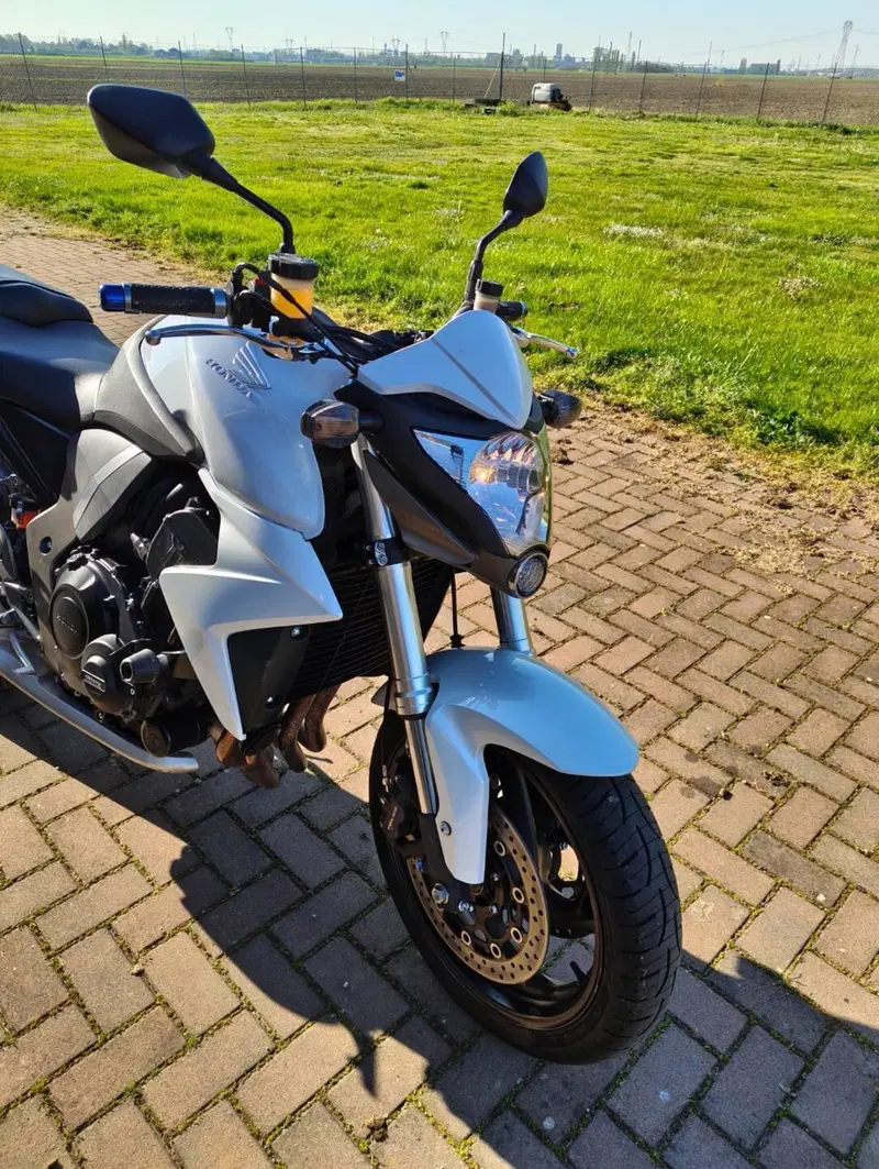 Honda CB 1000 R (2008 - 10) (5)