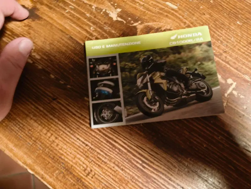Honda CB 1000 R (2008 - 10) (9)
