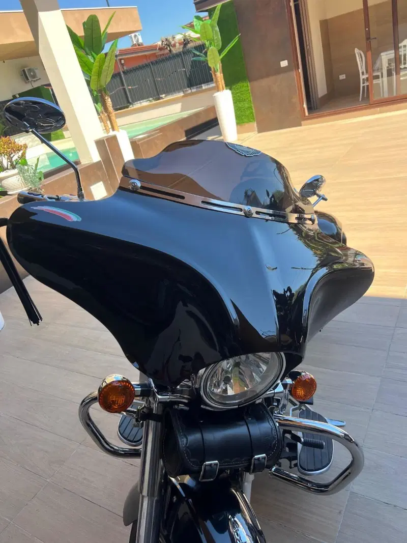 Kawasaki Vulcan VN 900 Custom (2006 - 09) (5)
