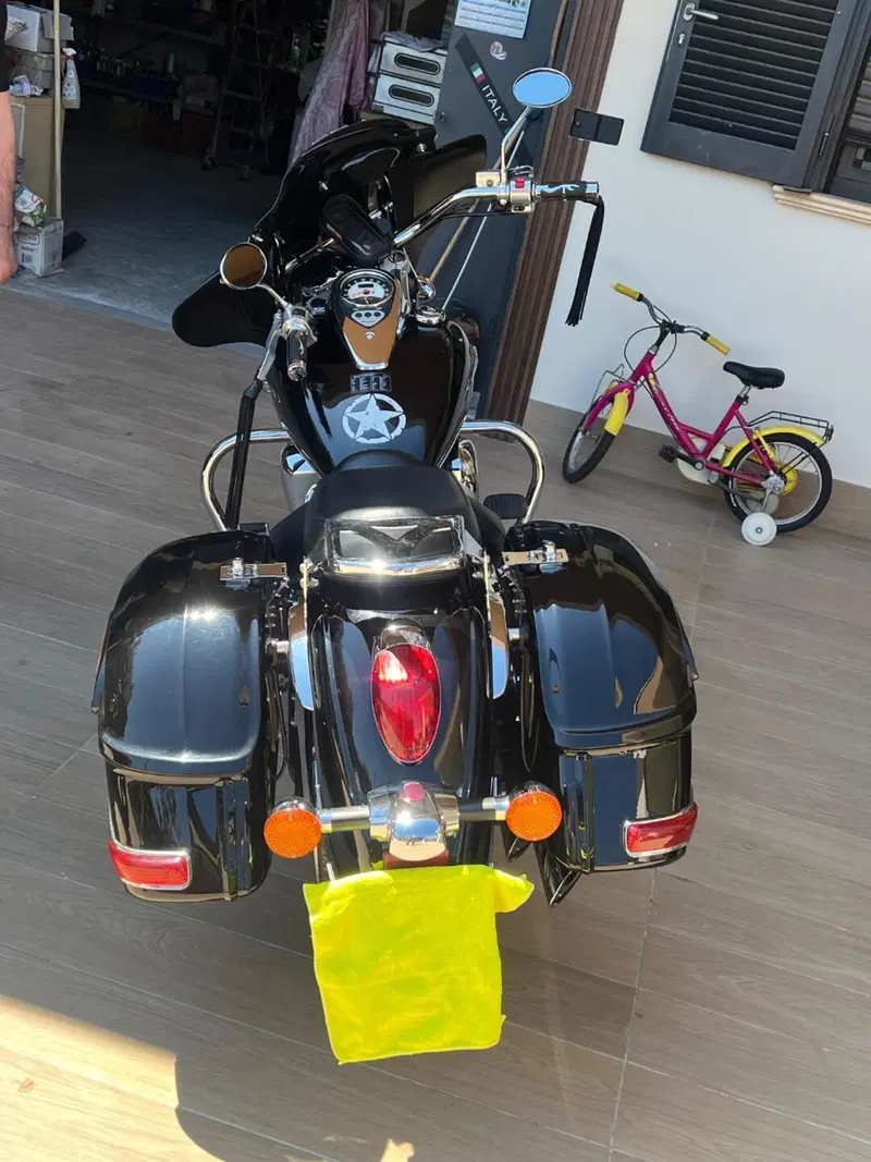 Kawasaki Vulcan VN 900 Custom (2006 - 09) (6)