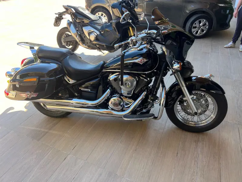 Kawasaki Vulcan VN 900 Custom (2006 - 09) (7)