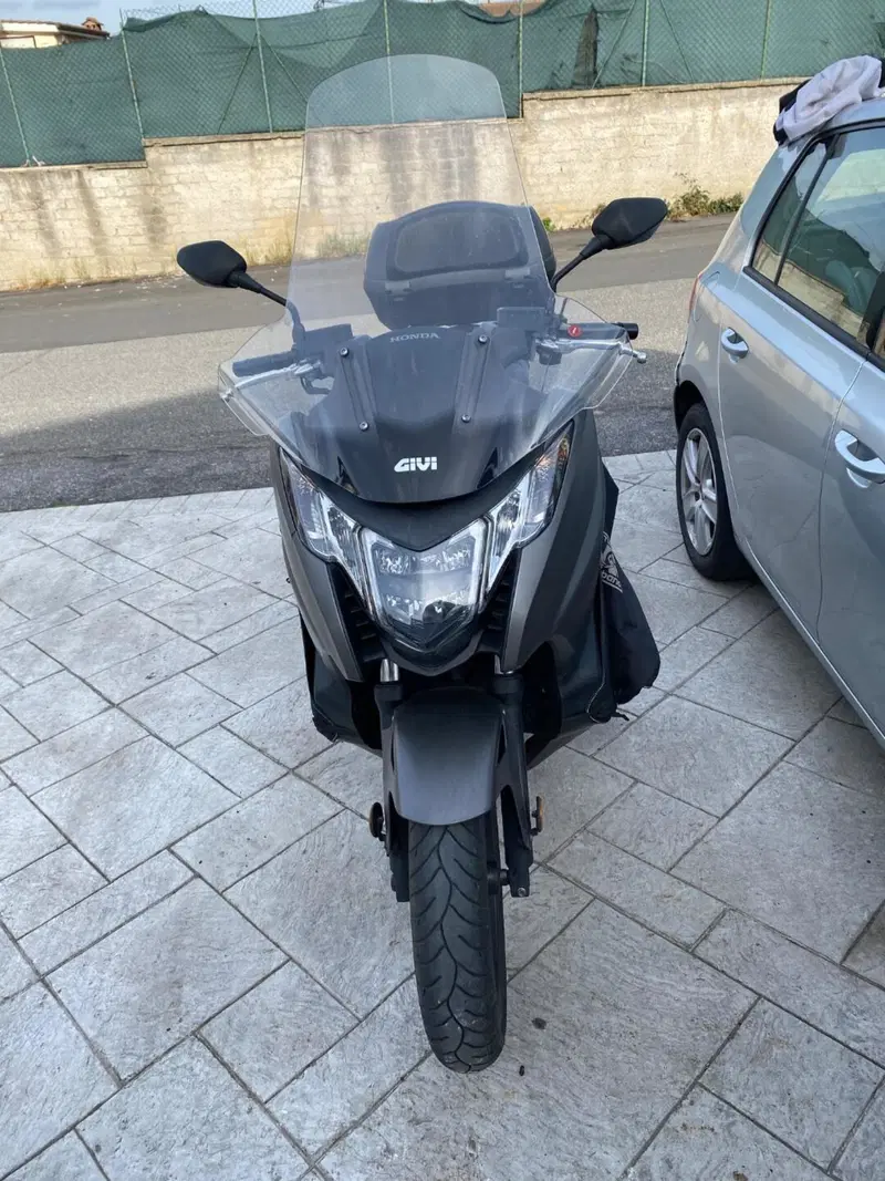 Honda Integra 750 DCT (2016 - 17) (4)