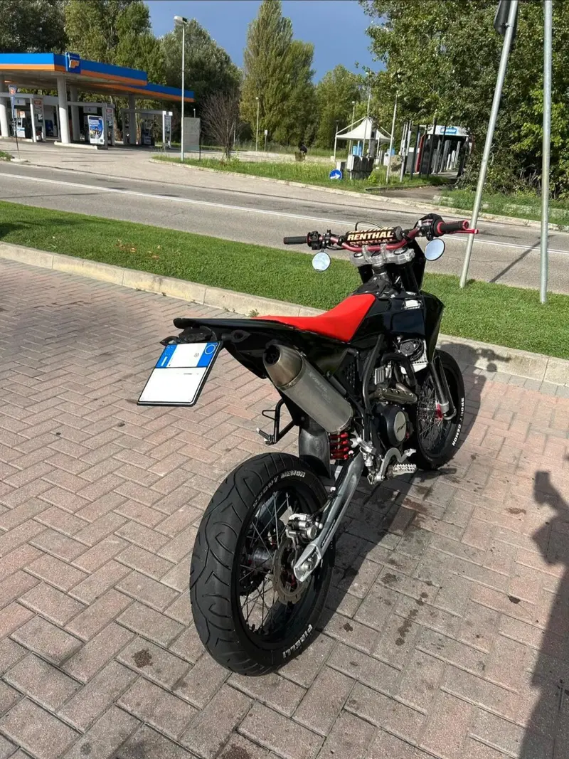 Fantic Motor Motard 125 M Performance 4t (2019) (3)