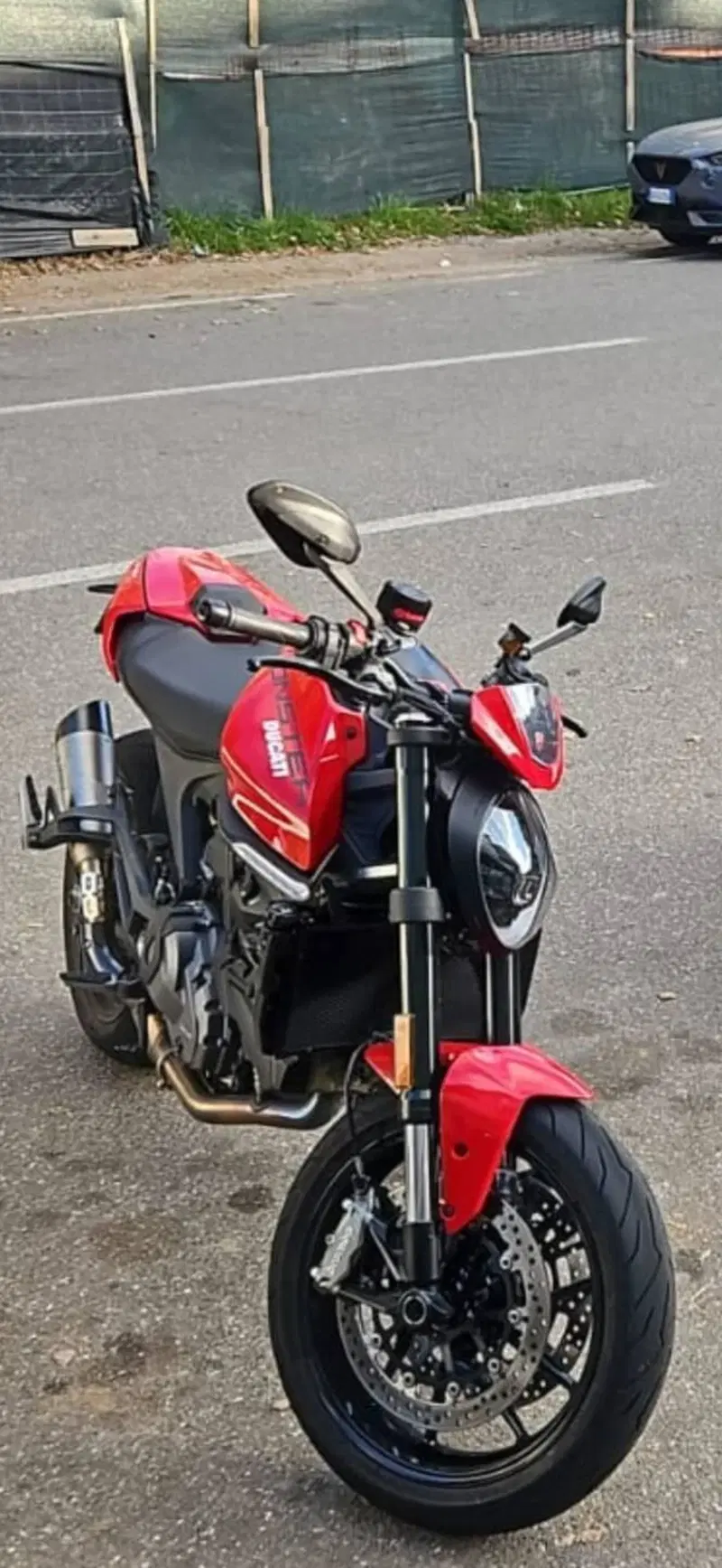 Ducati Monster 937 + (2021 - 25) (2)
