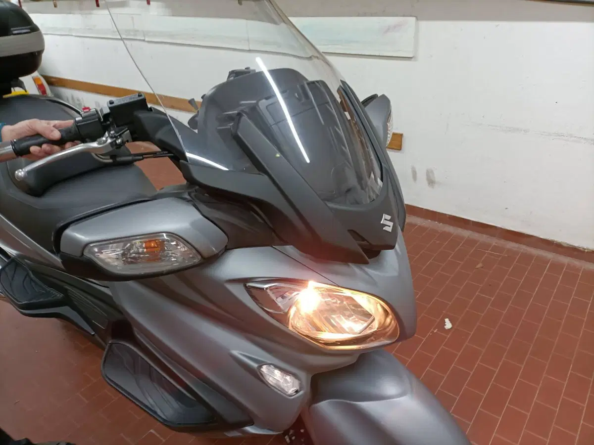 Suzuki Burgman AN 650 (2013 - 15) (11)