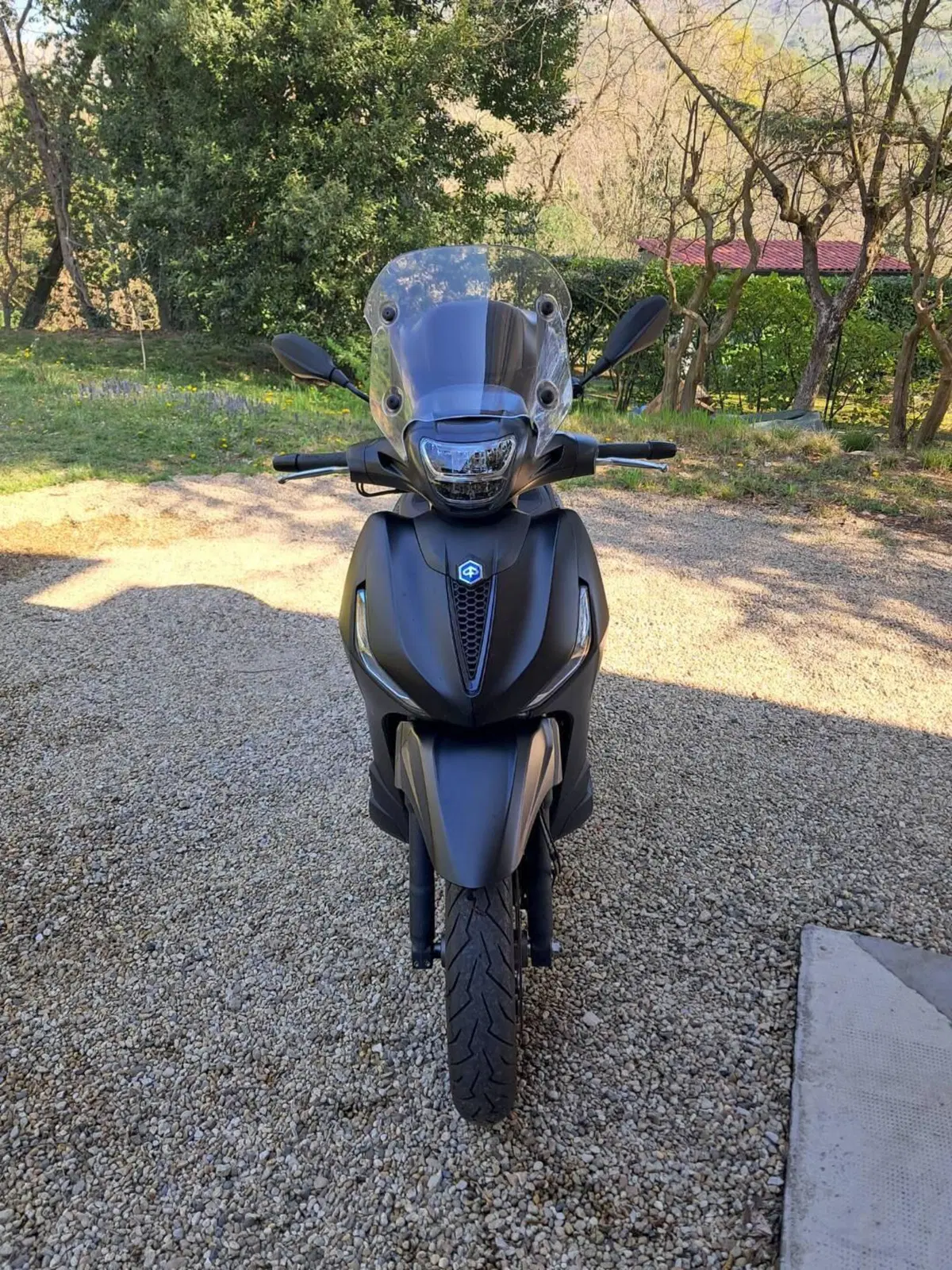 Piaggio Beverly 400 S ABS-ASR (2021 - 24) (2)