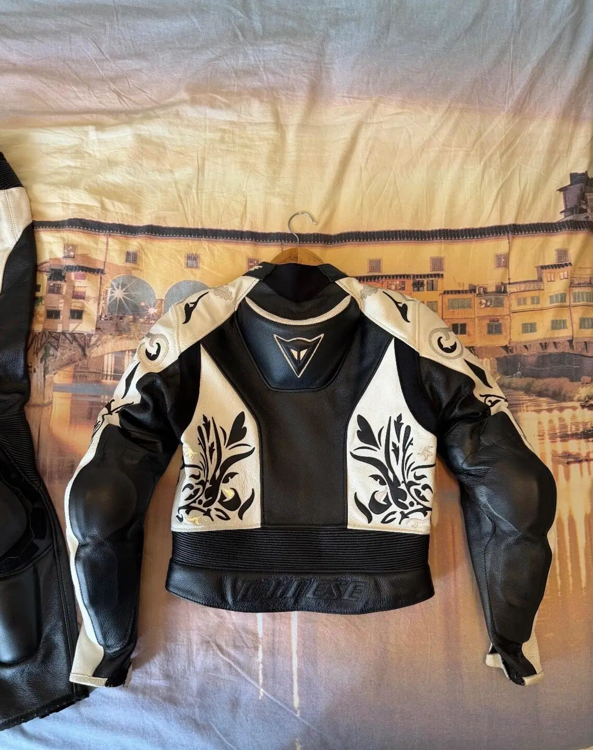 Tuta pelle donna divisibile Dainese Laguna Seca (3)
