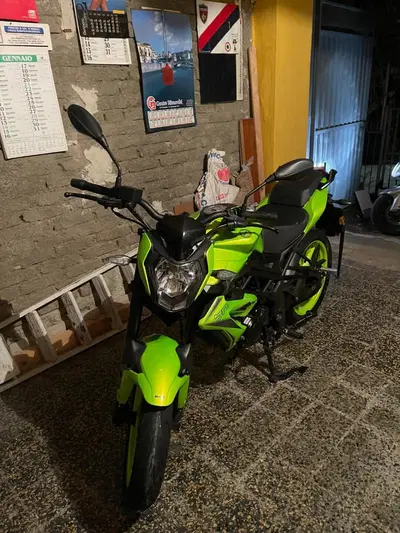 Benelli BN 125 (2021 - 25) usata