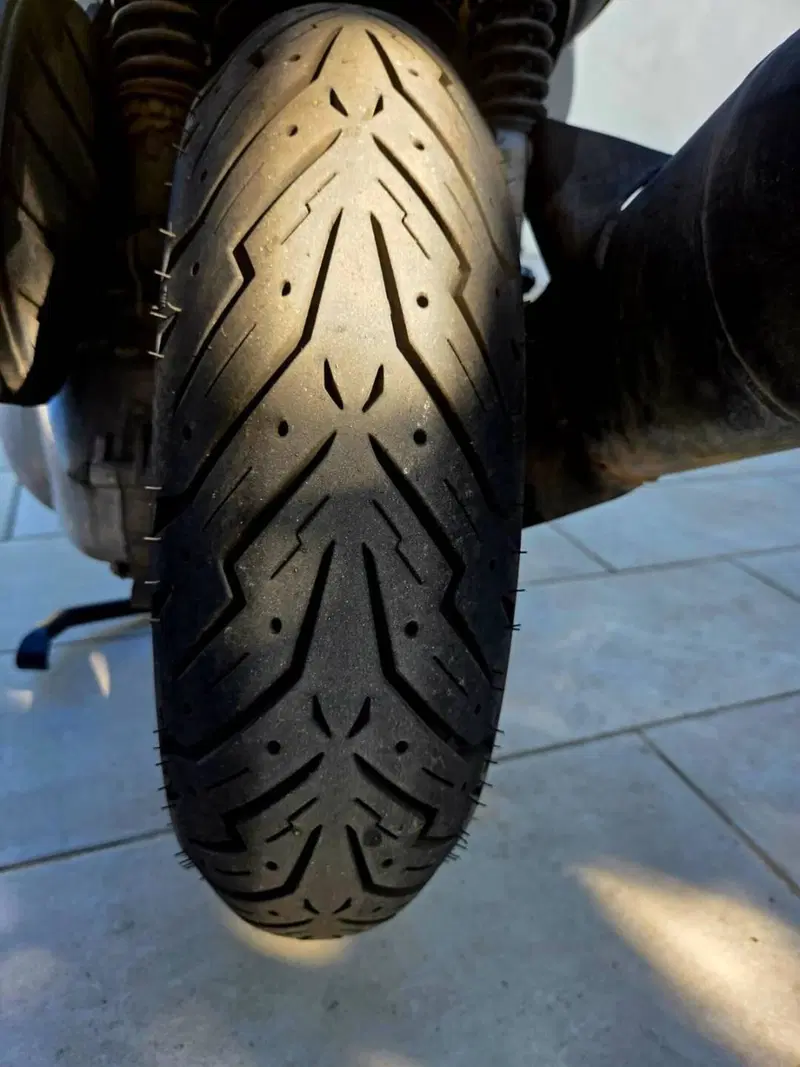Aprilia SR Max 300 (2011 - 16) (9)