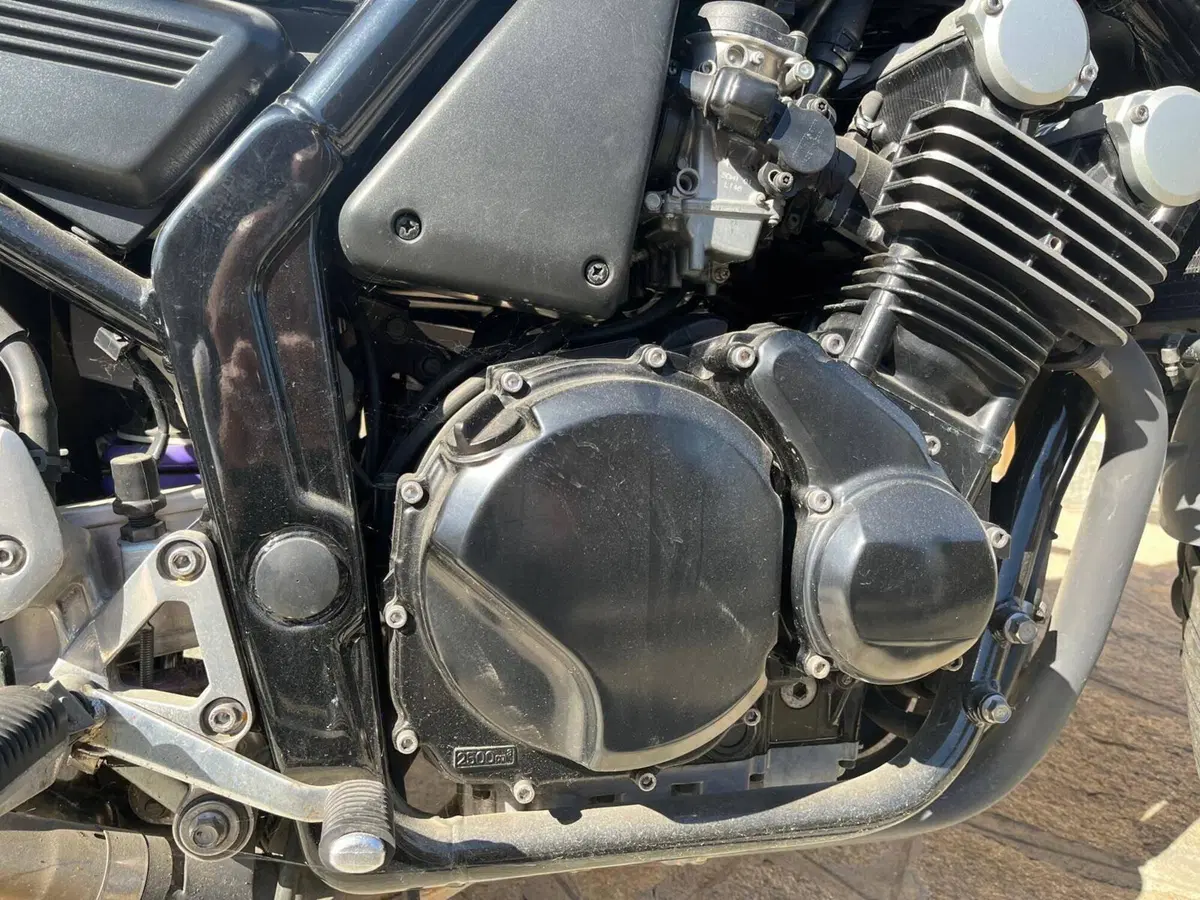 Yamaha FZS 600 Fazer (1998 - 01) (15)