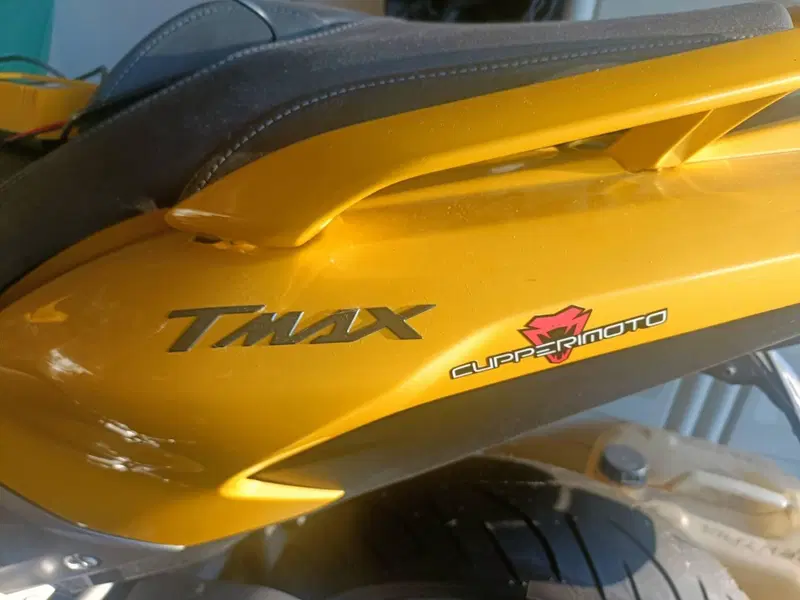 Yamaha T-Max 560 (2022 - 24) (3)