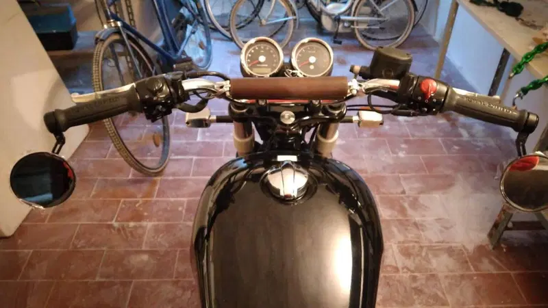 Royal Enfield Interceptor 650 (2021 - 26) (8)