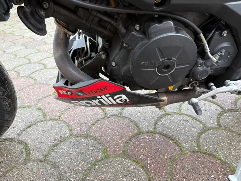 Aprilia Dorsoduro 750 ABS (2009 - 17) (6)