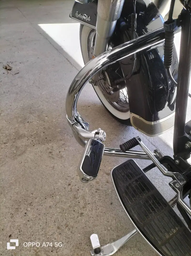 Harley-Davidson 1450 Heritage Classic (1999 - 02) - FLSTC (9)