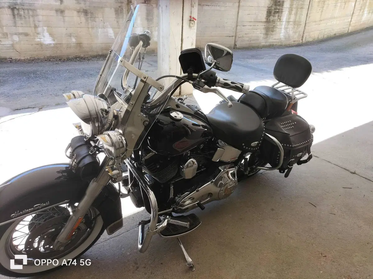 Harley-Davidson 1450 Heritage Classic (1999 - 02) - FLSTC (4)