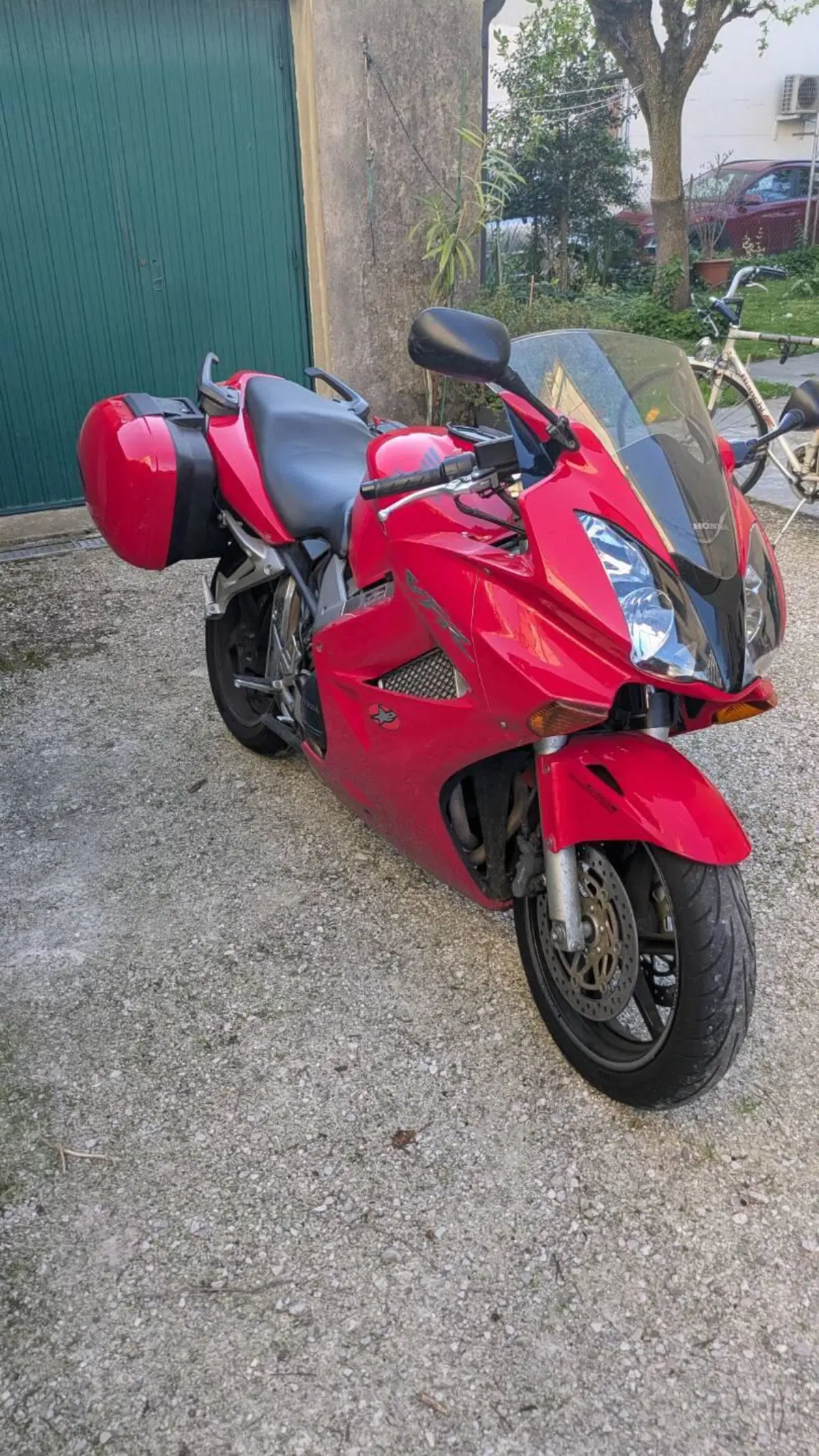 Honda VFR 800 (2002 - 05)