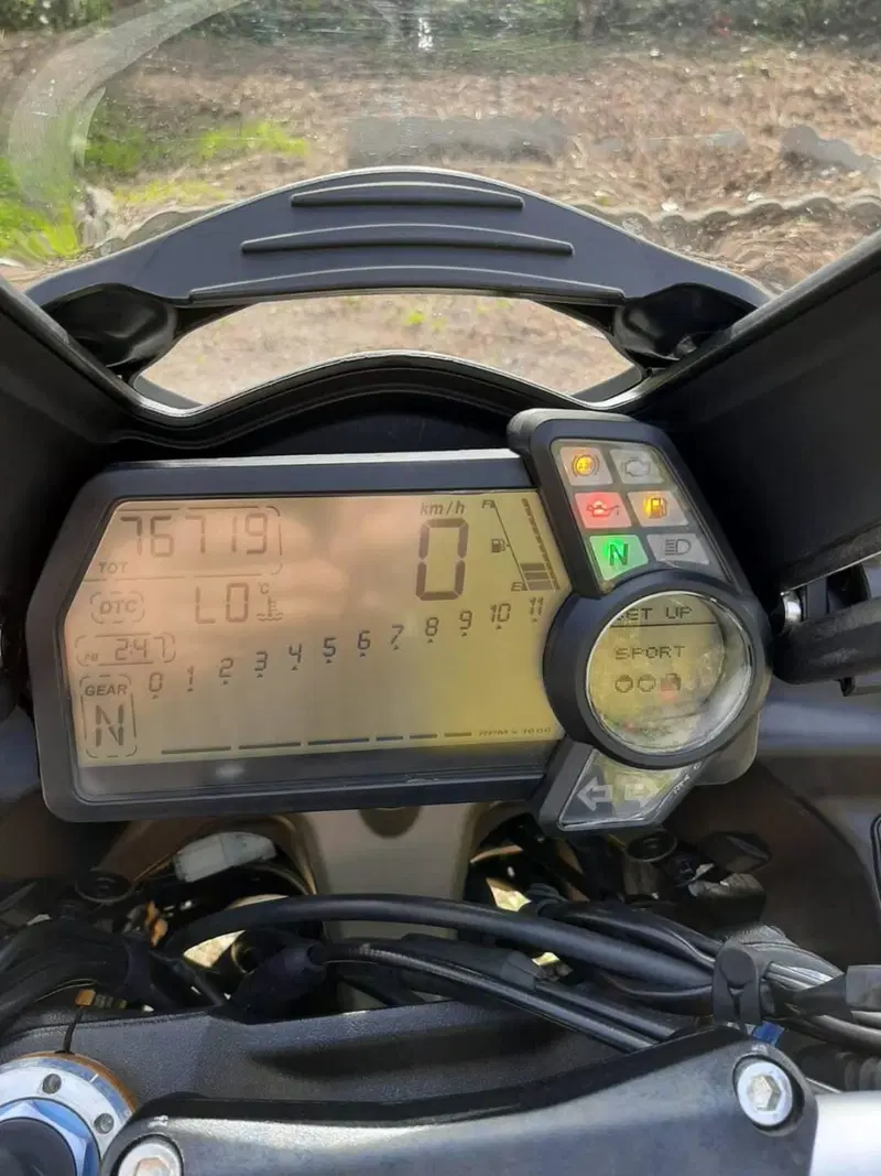 Ducati Multistrada 1200 S Sport (2010 - 12) (4)