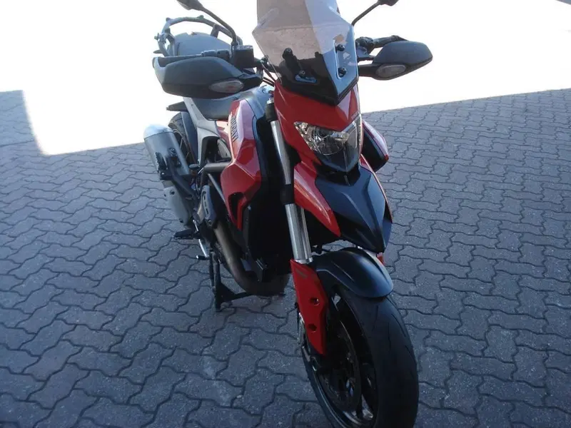 Ducati Hyperstrada 821 (2013 - 15) (2)
