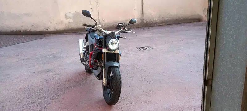 Swm Varez 125 (2022 - 23) (3)