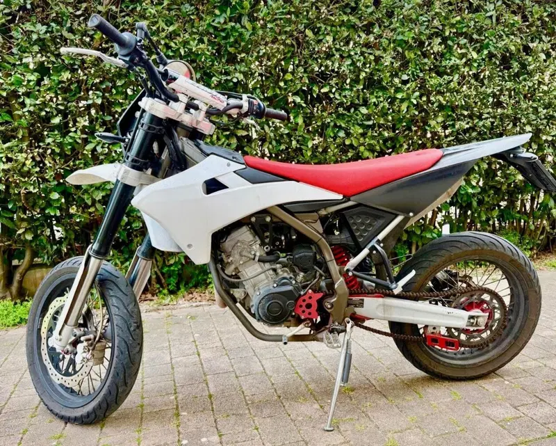 Fantic Motor Caballero 125 Deluxe (2025 - 26)