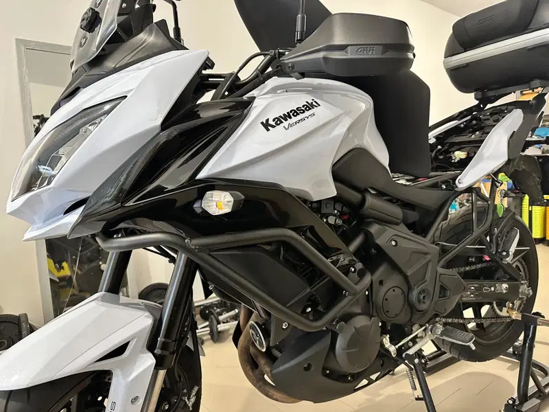 Kawasaki Versys 650 ABS (2015 - 16) (2)