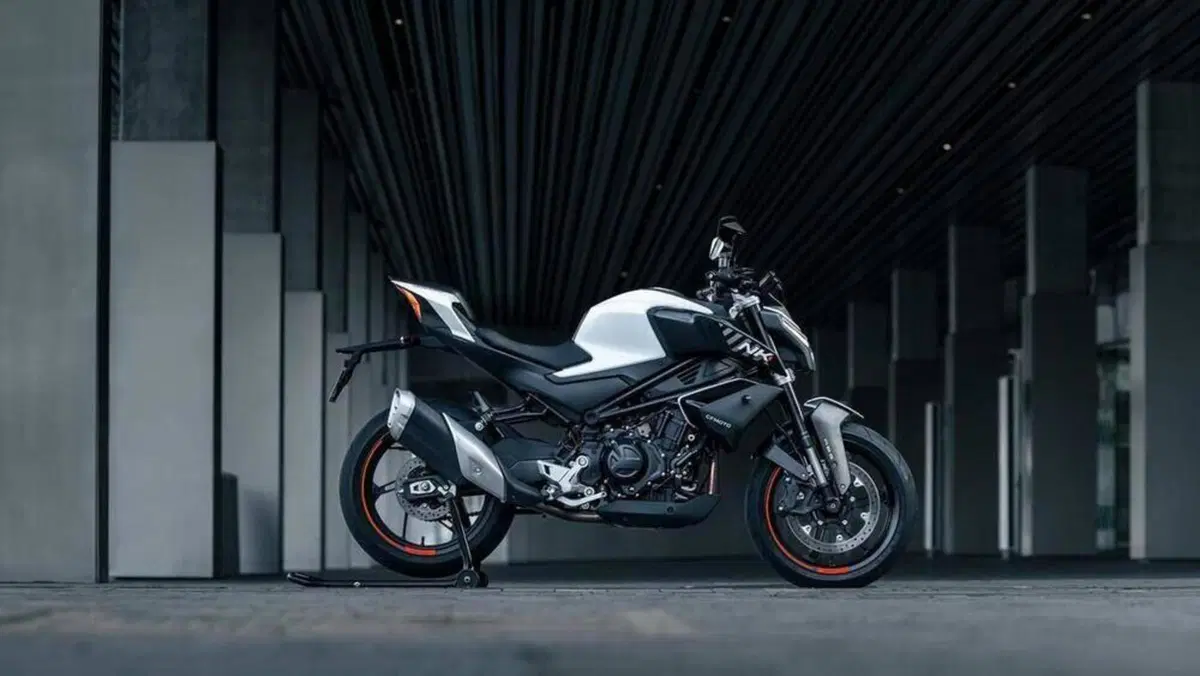 CFMOTO 450NK (2023 - 26) (10)