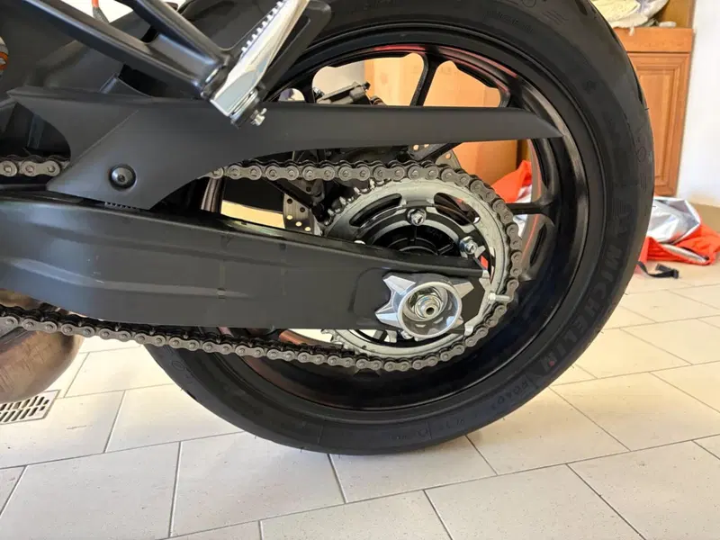 Yamaha MT-07 Pure (2023 - 25) (4)