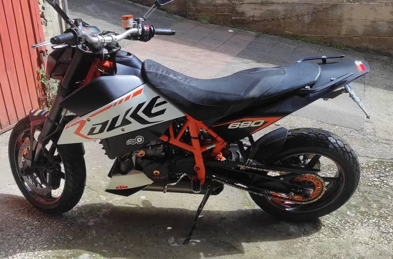 KTM 690 Duke R (2010 - 15) (2)