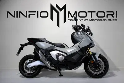 Honda X-ADV 750 (2025 - 26) usata