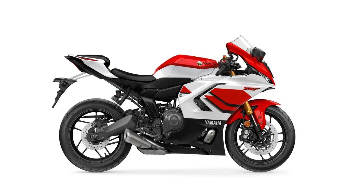 Yamaha YZF R7 YZF R7 70th (2026) (2)
