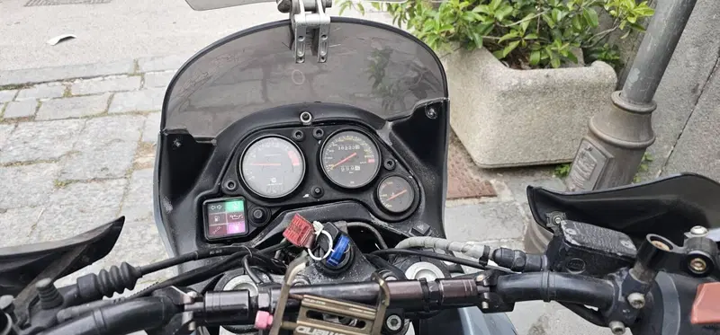 Aprilia Pegaso 650 IE (2003 - 04) (2)