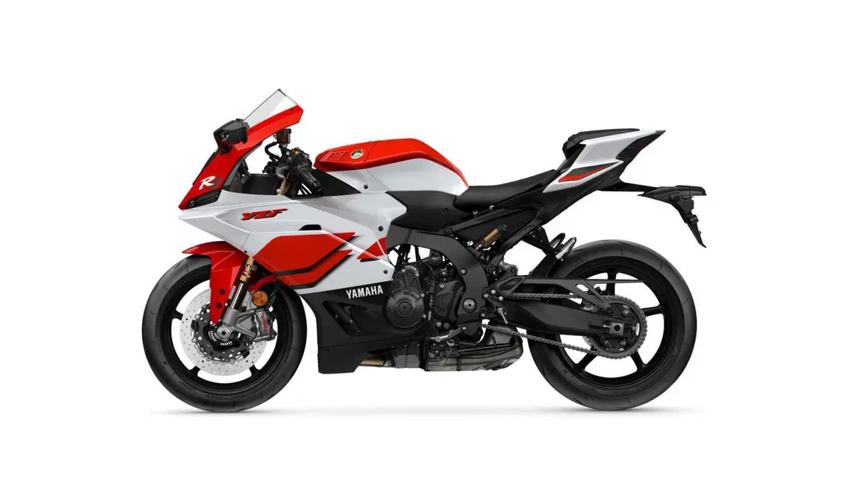 Yamaha YZF R9 YZF R9 70th (2026) (6)