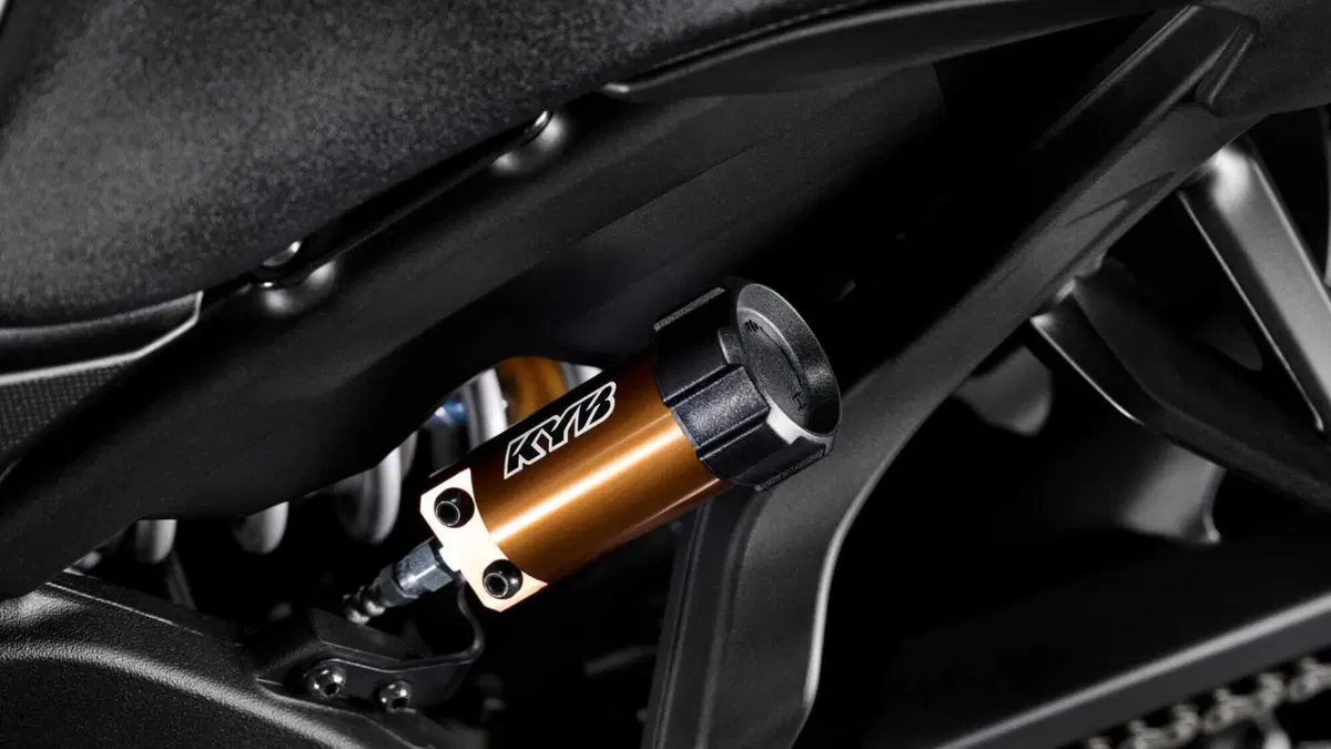 Yamaha YZF R9 YZF R9 70th (2026) (11)