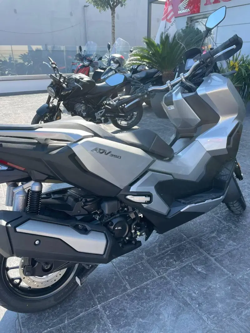 Honda ADV 350 (2022 - 24) (4)