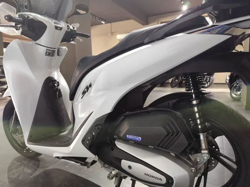 Honda SH 125 Mode (2021 - 23) (6)