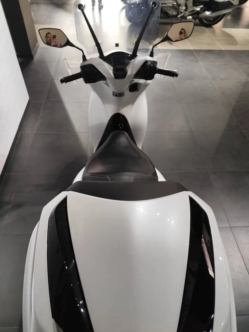 Honda SH 125 Mode (2021 - 23) (7)