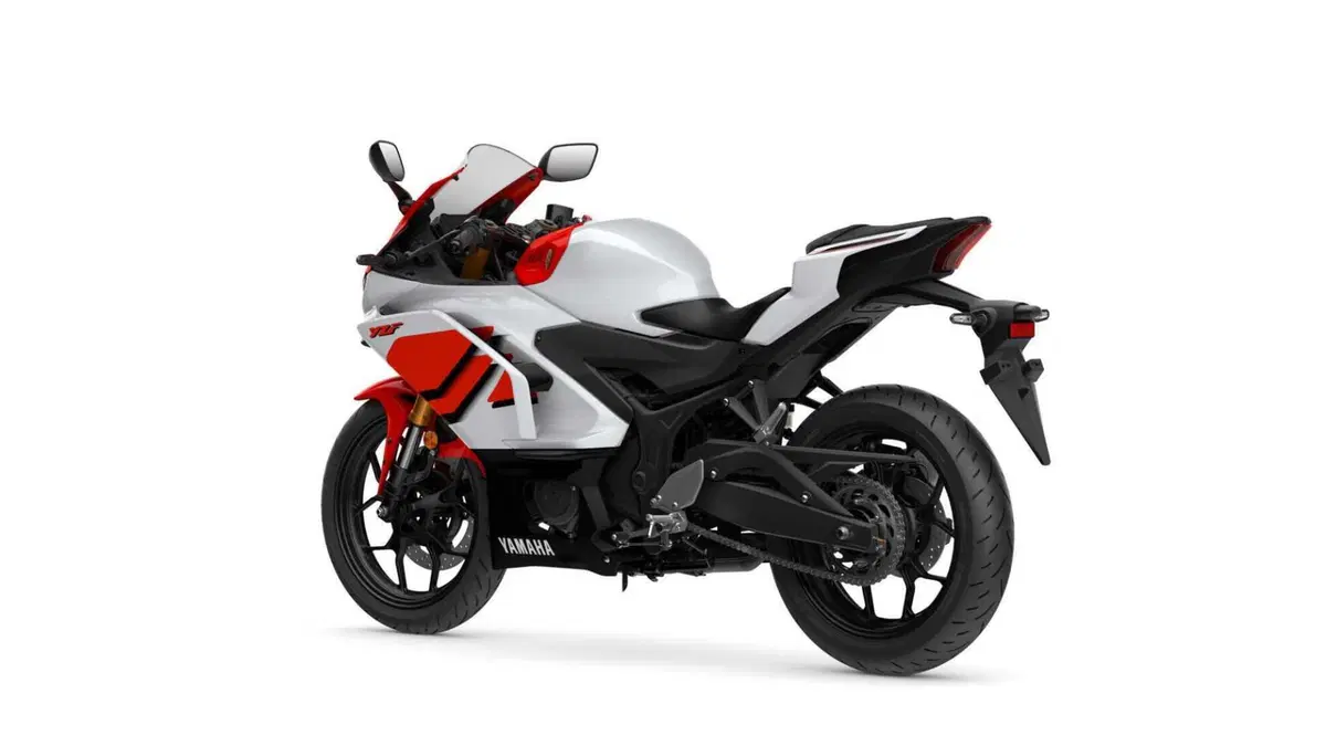 Yamaha YZF R3 YZF R3 70th (2026) (5)