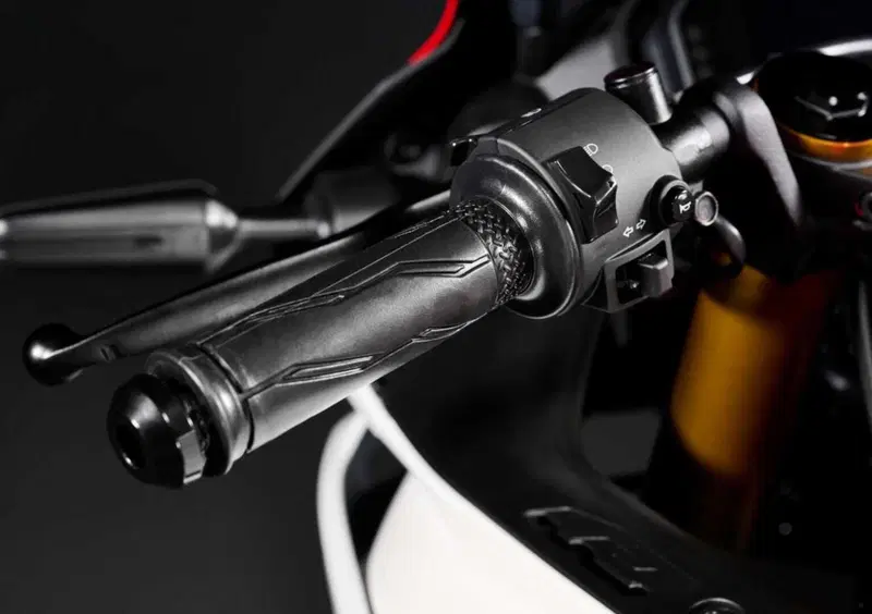 Yamaha YZF R3 YZF R3 70th (2026) (10)