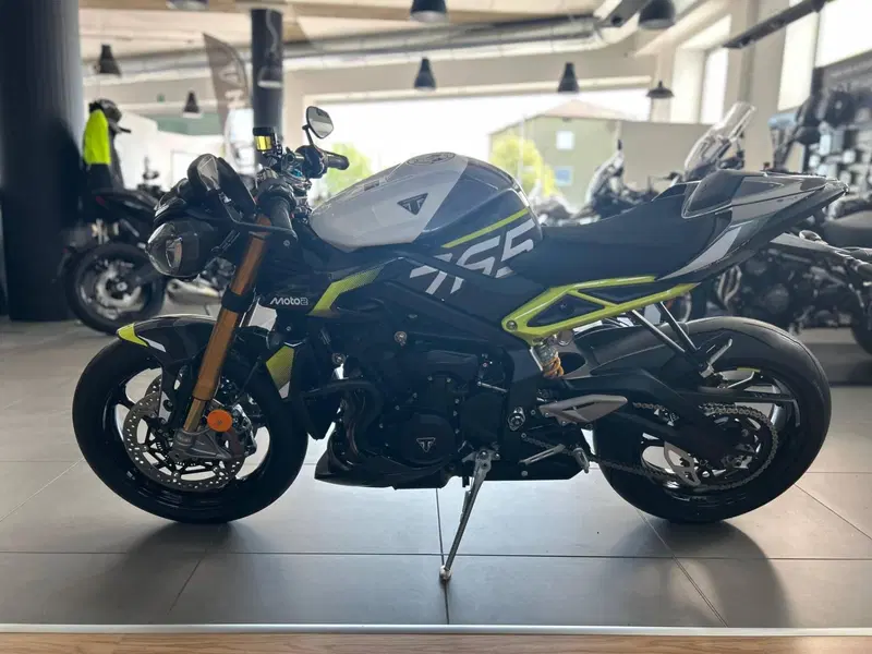 Triumph Street Triple 765 Moto2 (2026) (3)