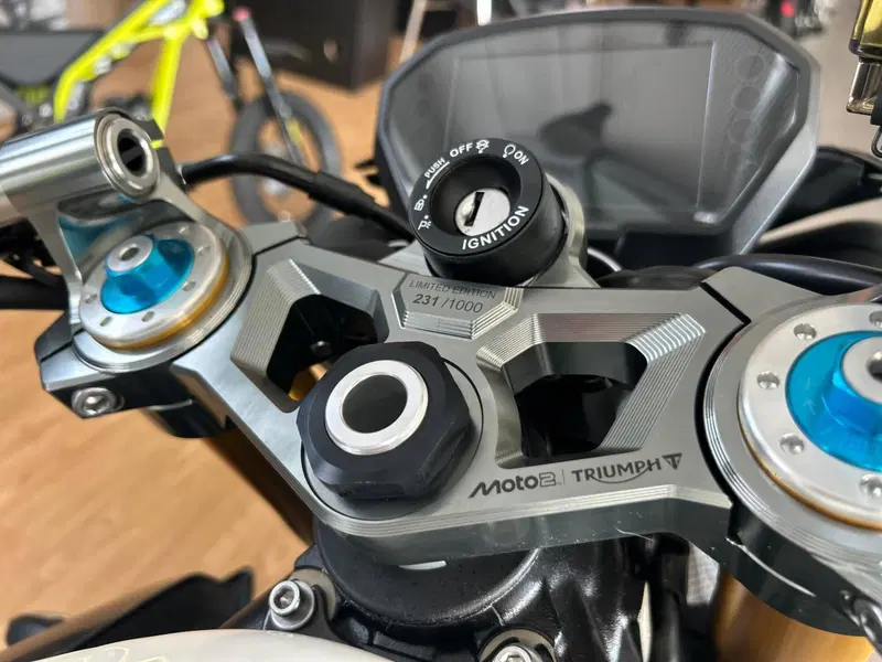 Triumph Street Triple 765 Moto2 (2026) (5)