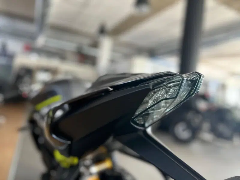 Triumph Street Triple 765 Moto2 (2026) (7)