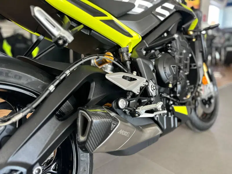 Triumph Street Triple 765 Moto2 (2026) (8)