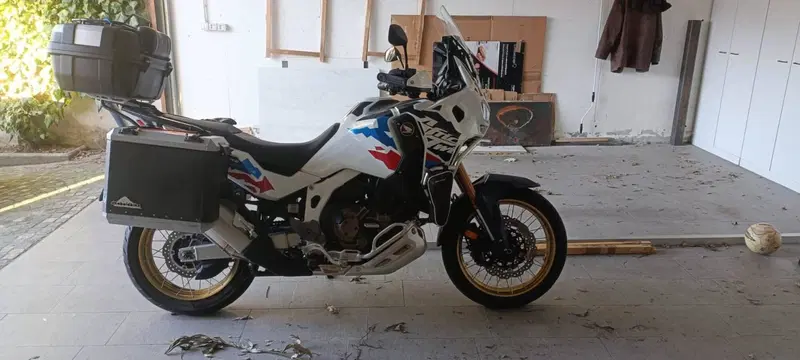 Honda Africa Twin CRF 1100L Adventure Sports DCT Travel Edition (2024 - 26) (3)