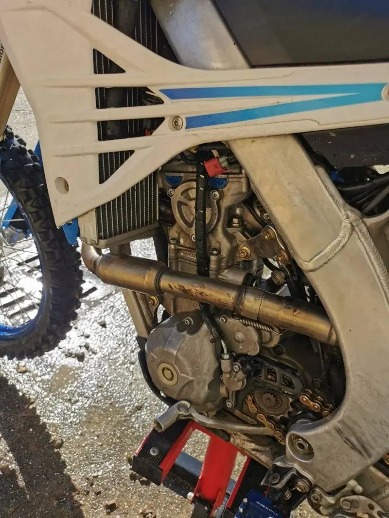 Tm Moto EN 300 ES Fi 4T (2023) (12)